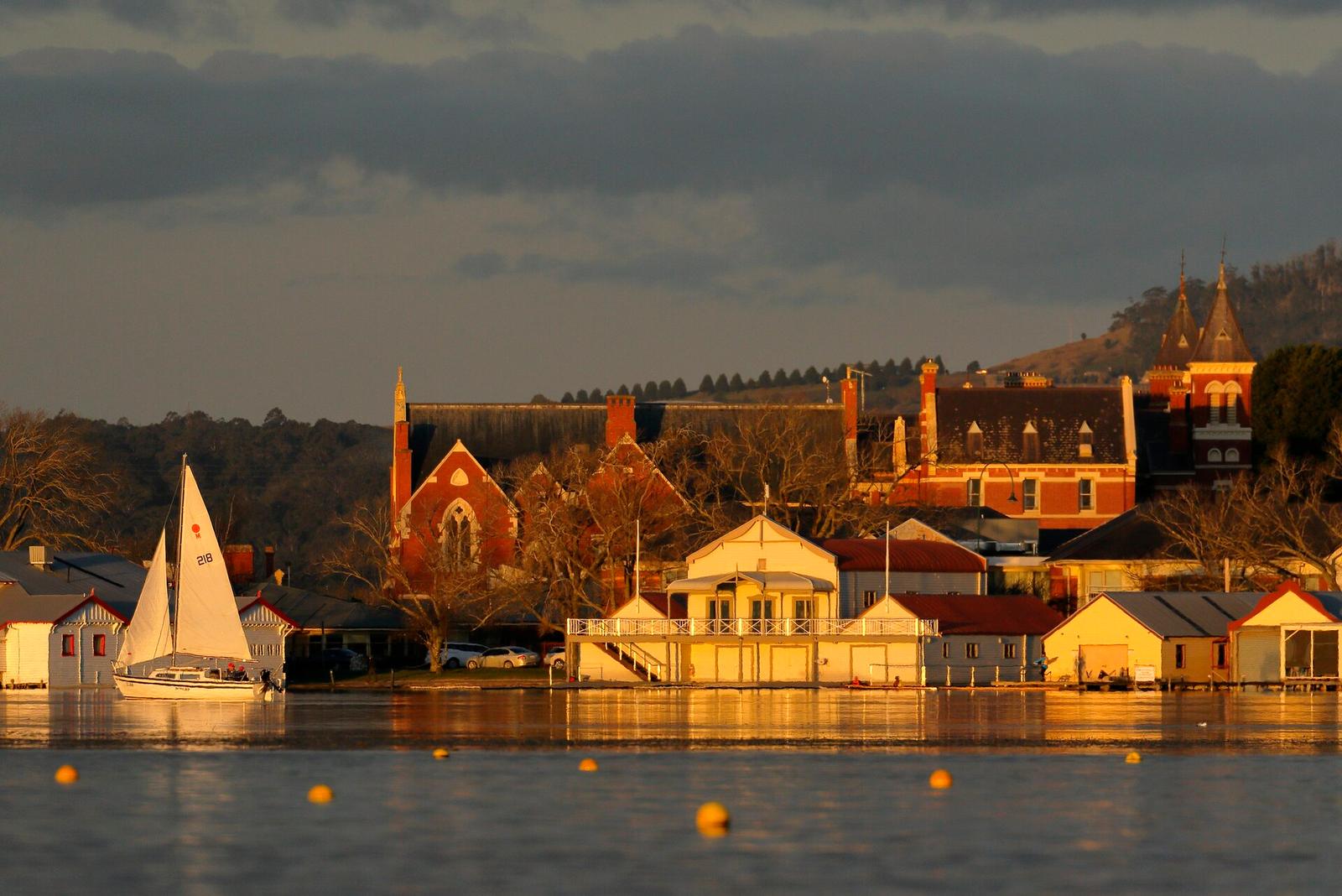 Investors Flock to Ballarat as Regional Yields Outpace Melbourne Markets